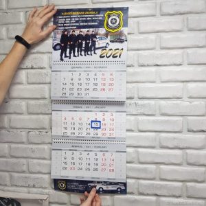 Печать календарей А3 в Москве